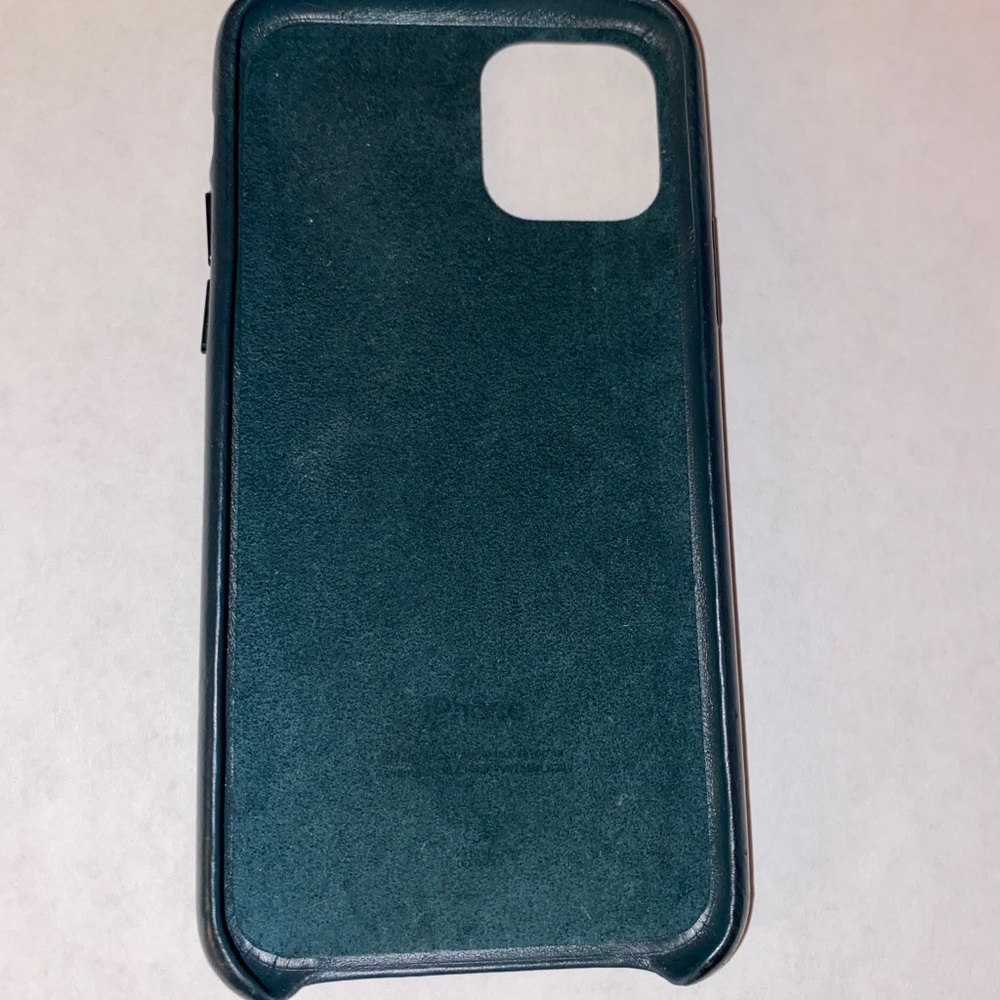 Apple iPhone 11 max leather case